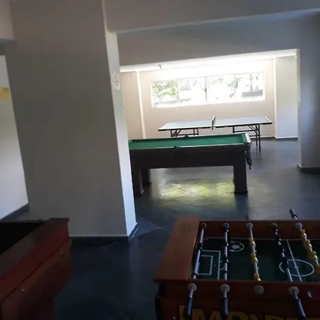 Apartamento 1 dormitório Enseada-2